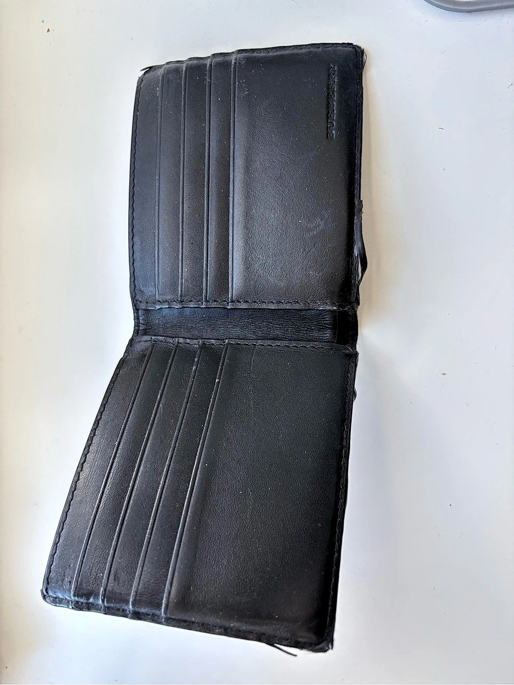 Men Burberry Wallet - Picture 3 of 3